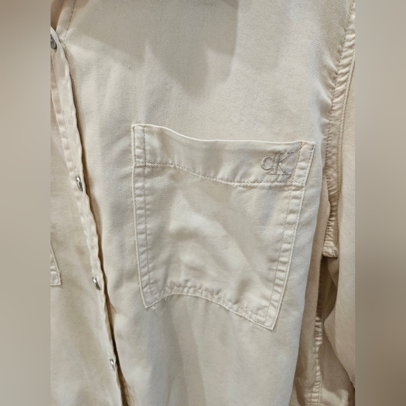 Calvin Klein Button-Up, Medium - Picture 3 of 4